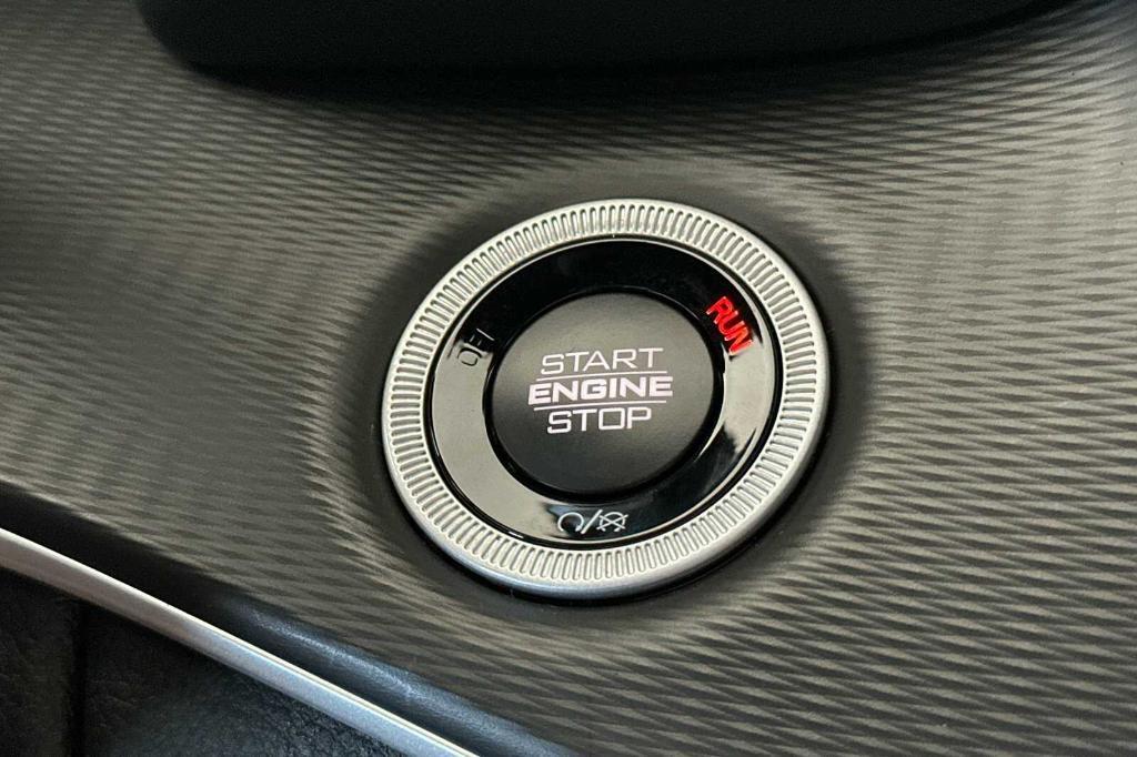 new 2025 Jeep Grand Cherokee L car, priced at $44,125