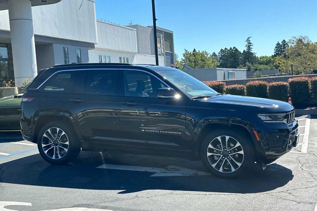 new 2024 Jeep Grand Cherokee car, priced at $66,032