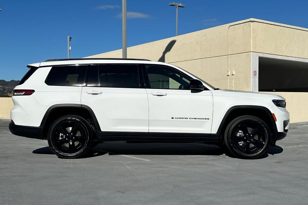 new 2024 Jeep Grand Cherokee L car, priced at $55,420