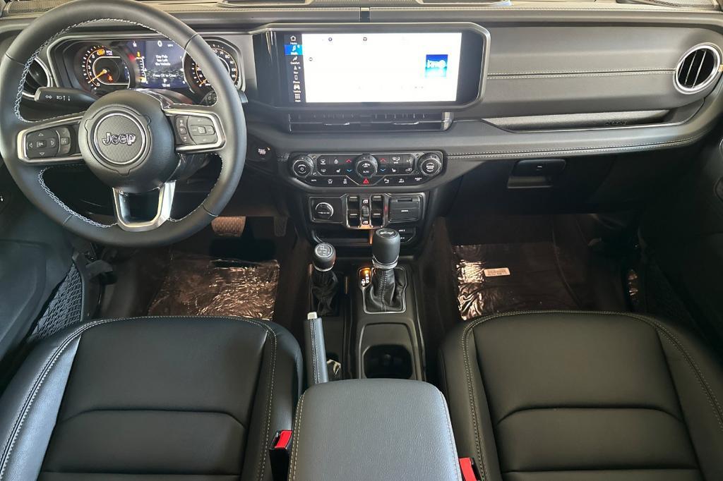 new 2025 Jeep Wrangler car, priced at $65,400