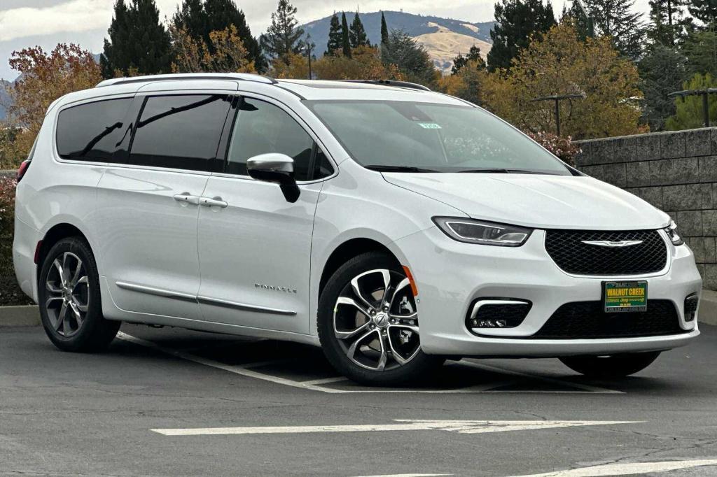 new 2025 Chrysler Pacifica car, priced at $57,125