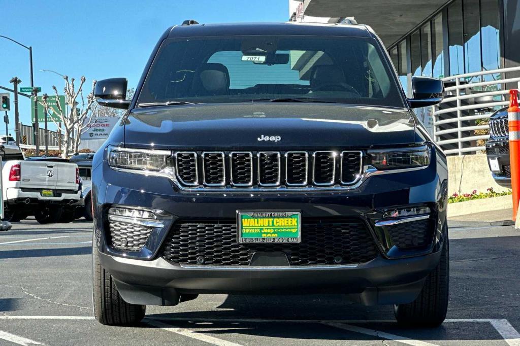 new 2024 Jeep Grand Cherokee car, priced at $55,735