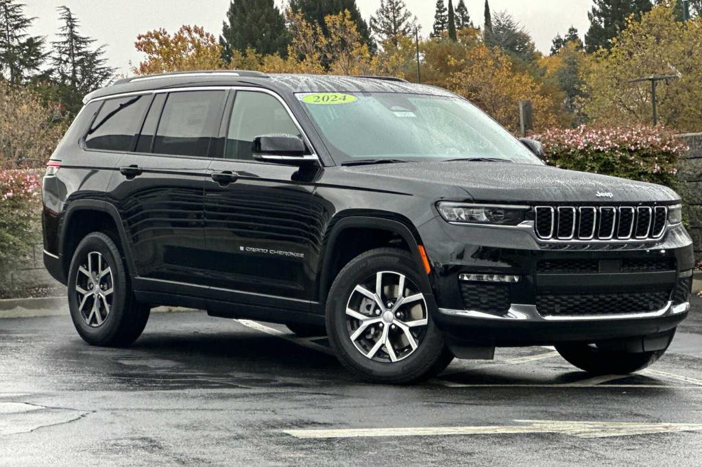 new 2024 Jeep Grand Cherokee L car, priced at $57,460