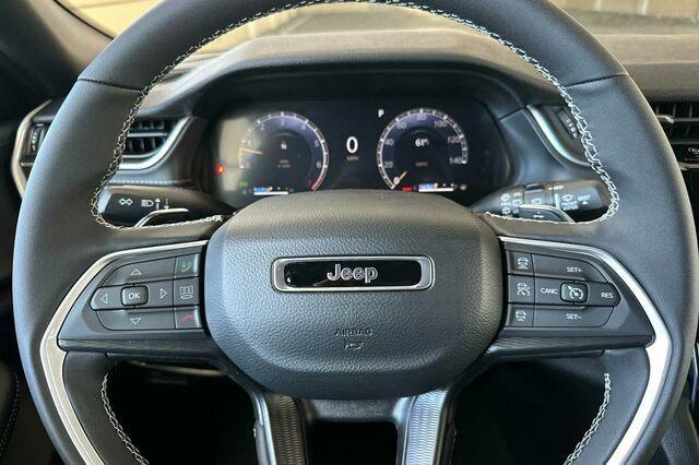 new 2025 Jeep Grand Cherokee car, priced at $47,025