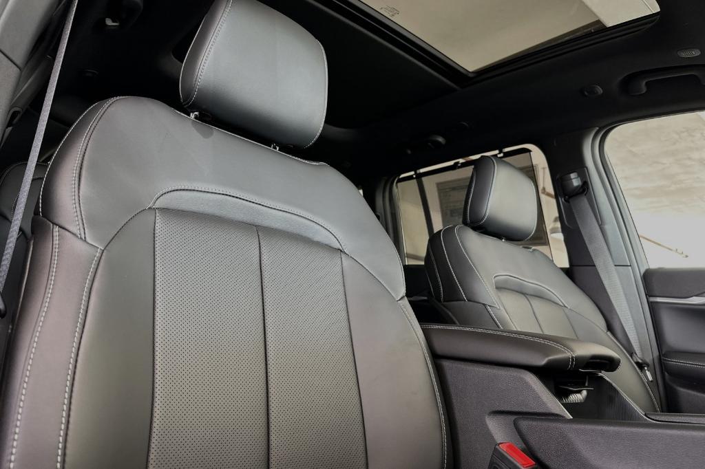 new 2024 Jeep Grand Cherokee car, priced at $56,730