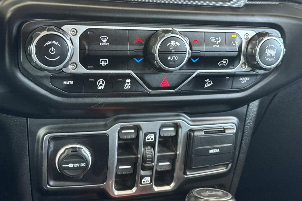 used 2020 Jeep Wrangler Unlimited car, priced at $34,900