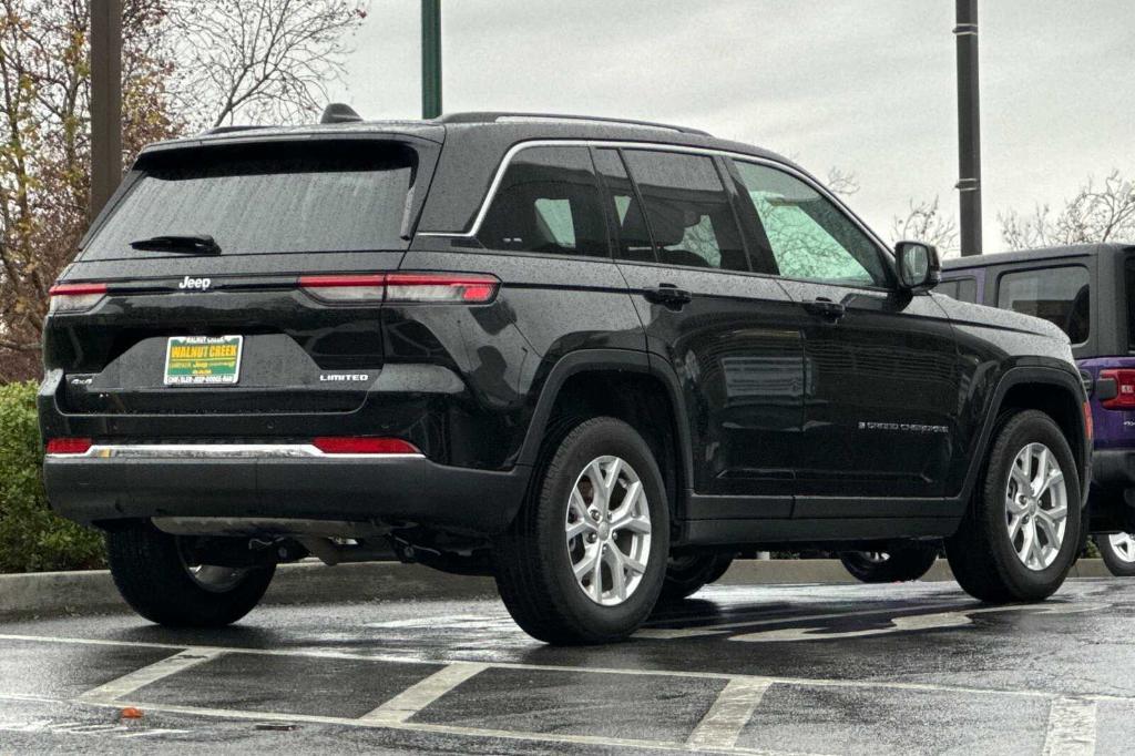 used 2023 Jeep Grand Cherokee car, priced at $36,000