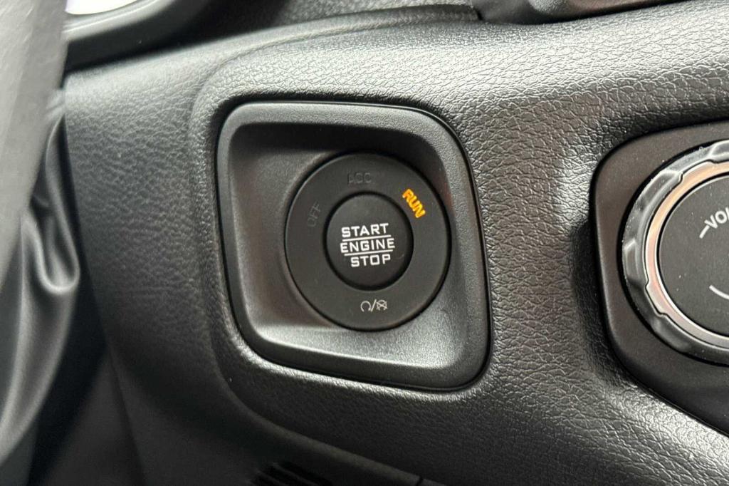new 2026 Jeep Wrangler car, priced at $41,135