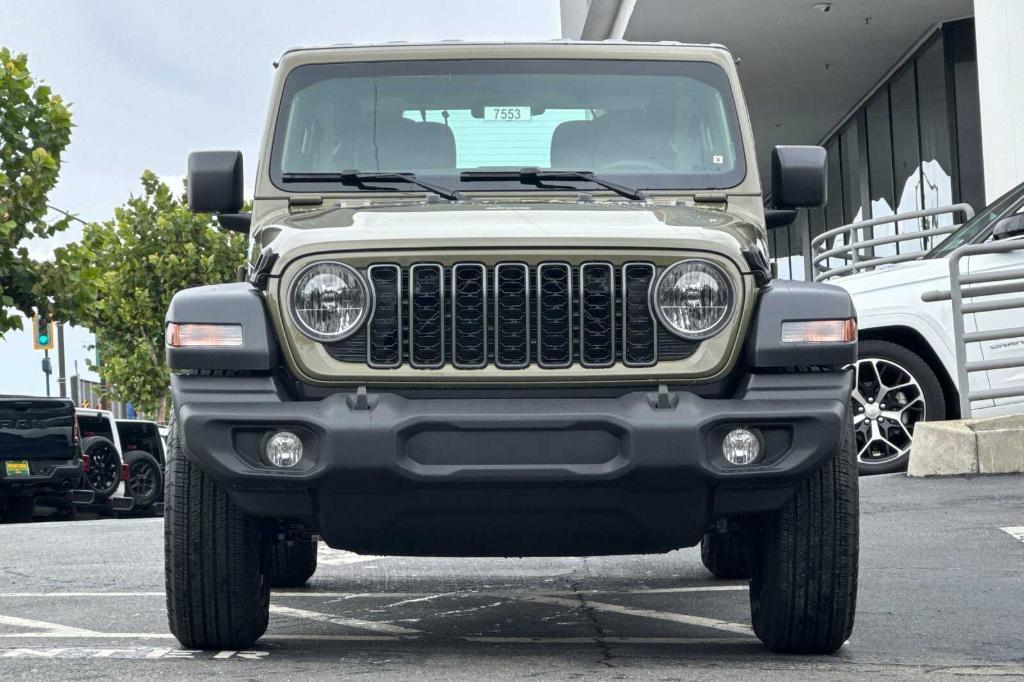 new 2026 Jeep Wrangler car, priced at $41,135