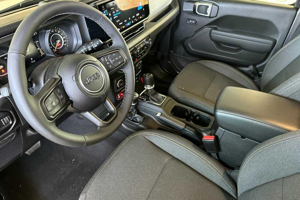 new 2025 Jeep Wrangler car, priced at $55,225
