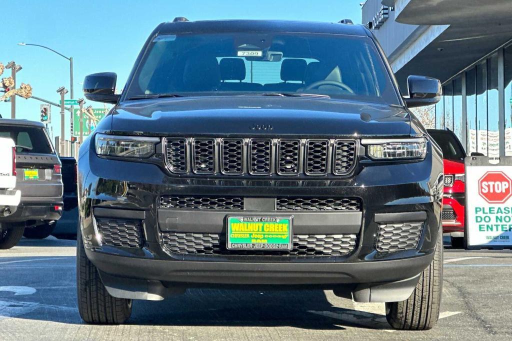 new 2025 Jeep Grand Cherokee L car, priced at $49,525