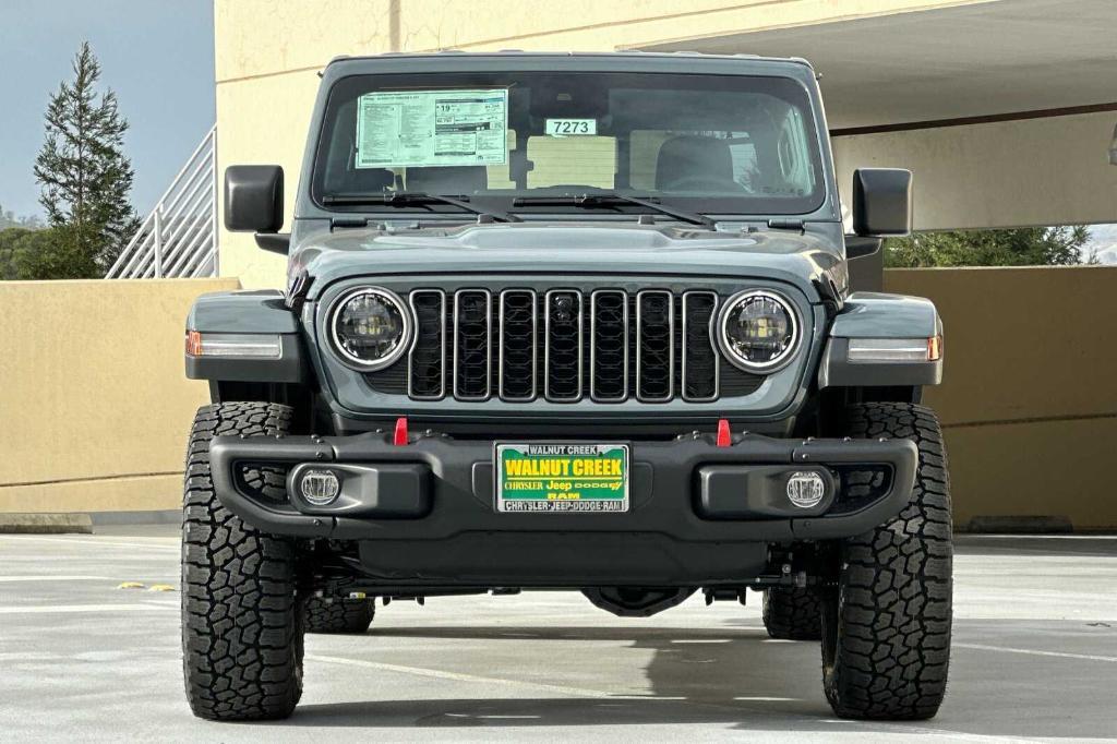 new 2025 Jeep Gladiator car, priced at $64,315