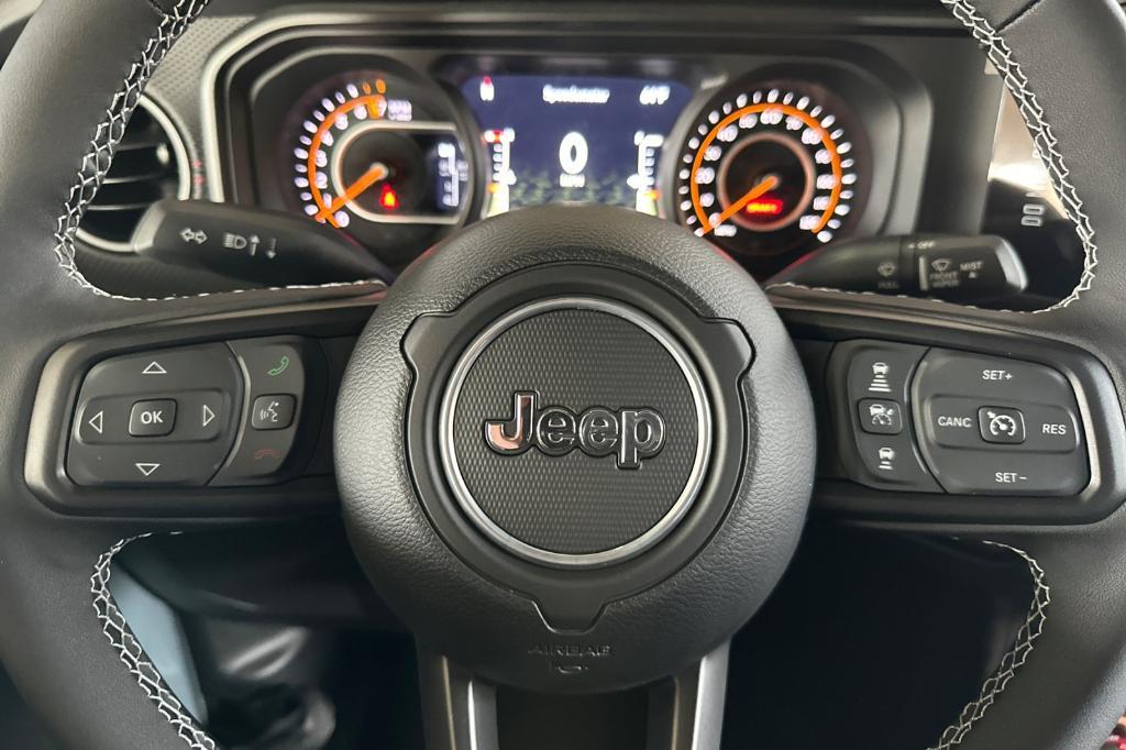 new 2025 Jeep Gladiator car, priced at $64,315