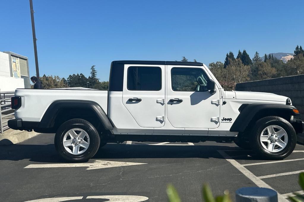 used 2023 Jeep Gladiator car, priced at $31,700