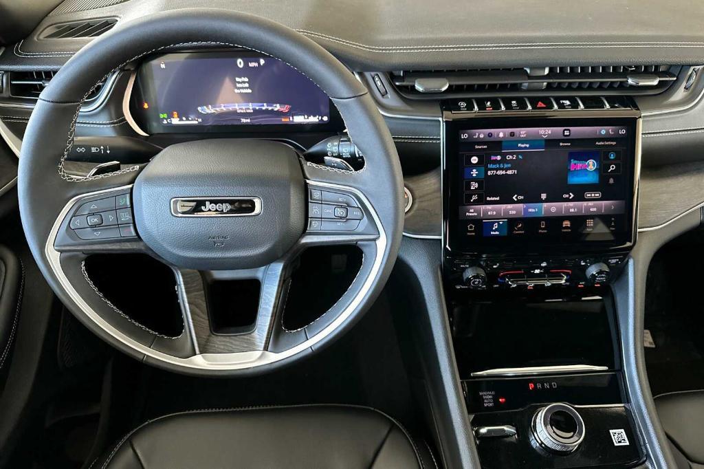 new 2025 Jeep Grand Cherokee L car, priced at $52,420