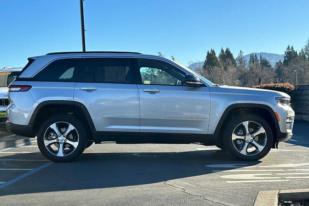 used 2024 Jeep Grand Cherokee car, priced at $38,000