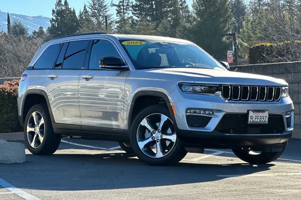 used 2024 Jeep Grand Cherokee car, priced at $38,000