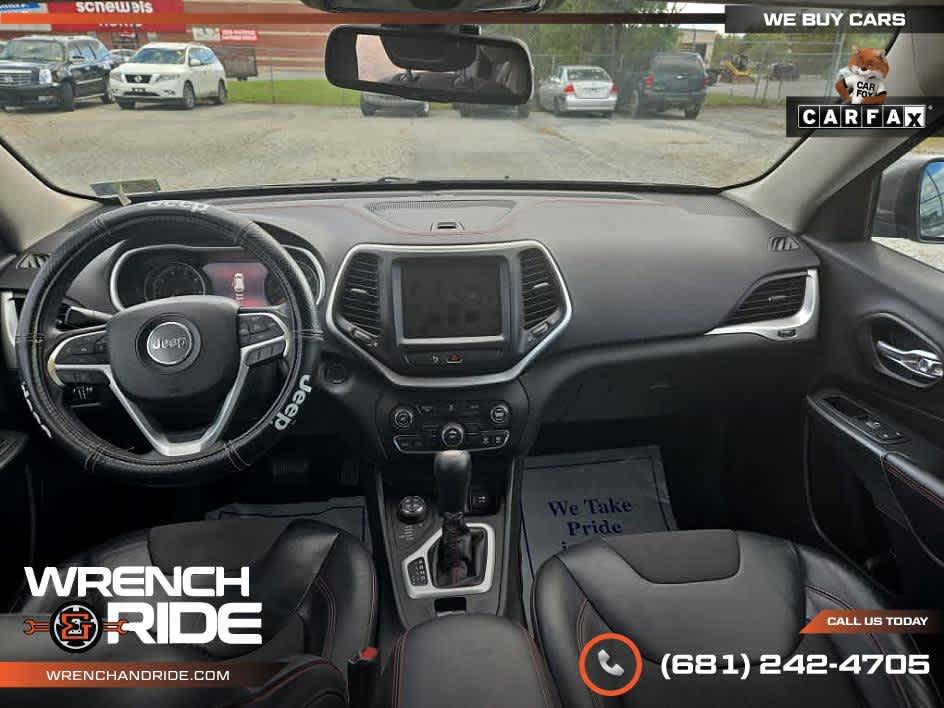 used 2015 Jeep Cherokee car, priced at $7,885