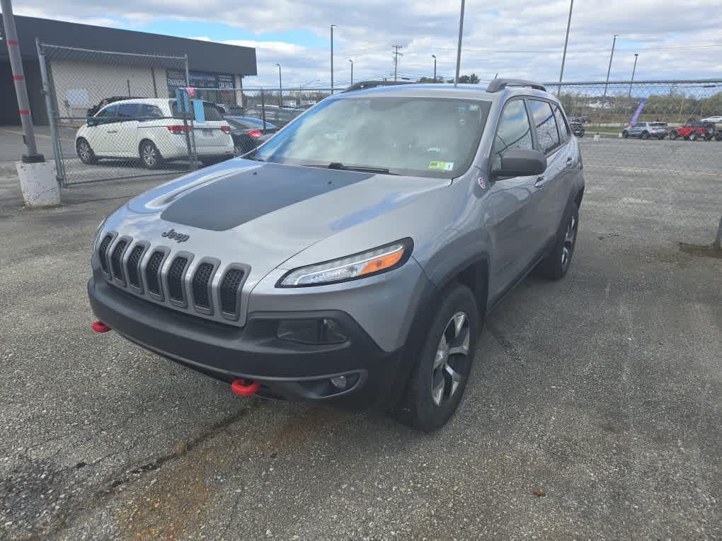 used 2015 Jeep Cherokee car, priced at $7,885