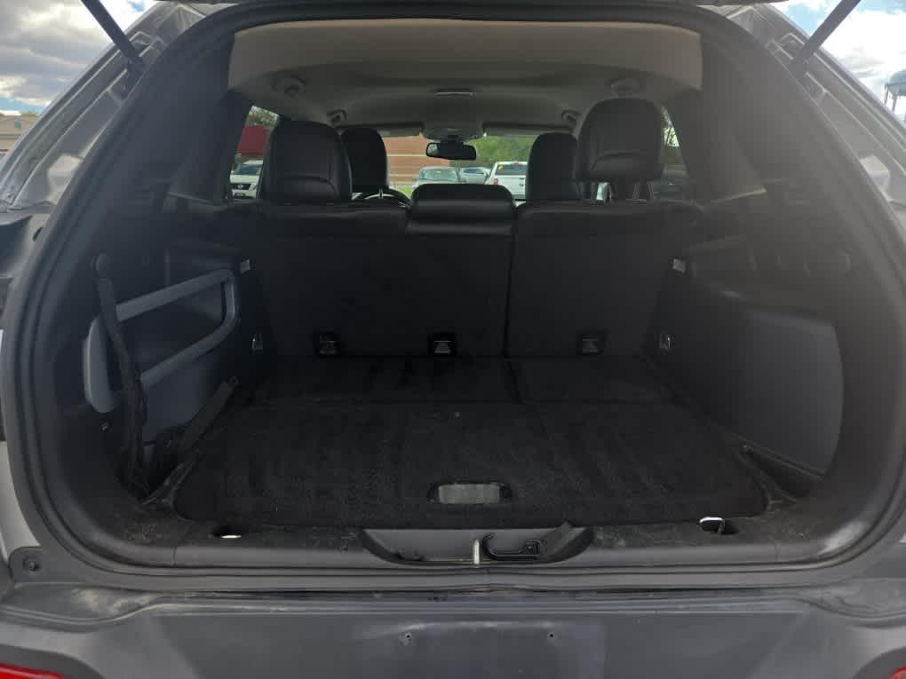 used 2015 Jeep Cherokee car, priced at $7,885