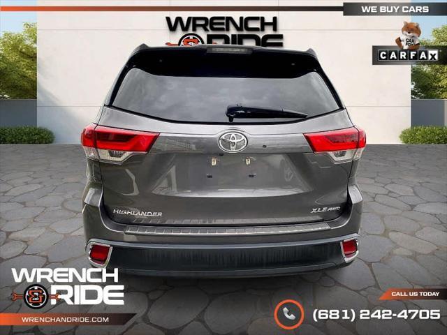 used 2019 Toyota Highlander car, priced at $26,300