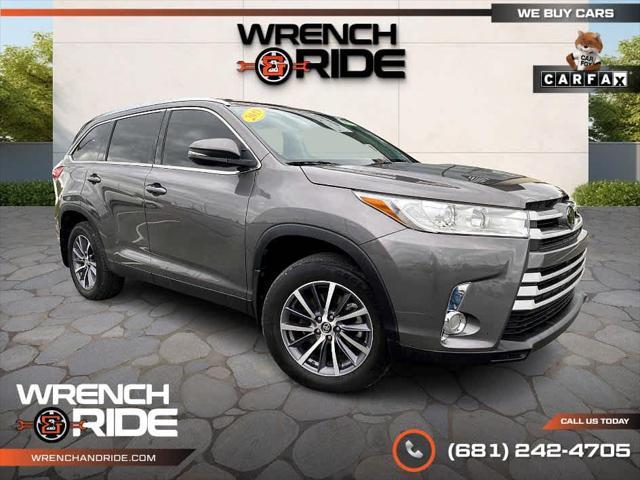 used 2019 Toyota Highlander car, priced at $26,685