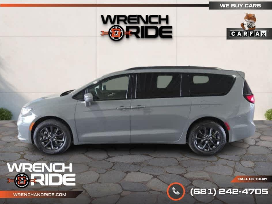 used 2022 Chrysler Pacifica car, priced at $23,485