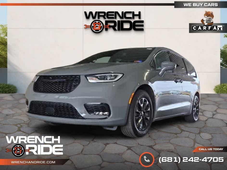 used 2022 Chrysler Pacifica car, priced at $23,485