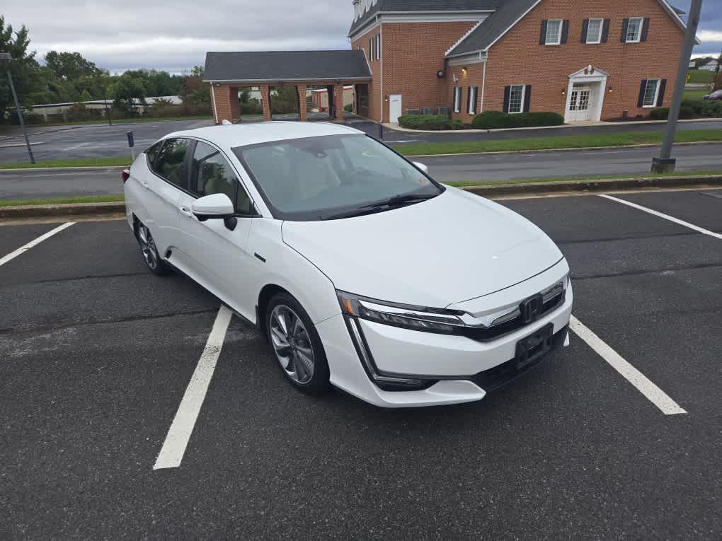 used 2018 Honda Clarity Plug-In Hybrid car, priced at $19,885