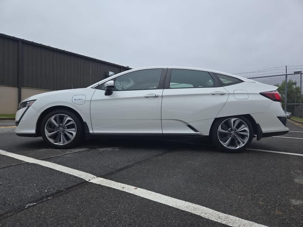 used 2018 Honda Clarity Plug-In Hybrid car, priced at $19,885