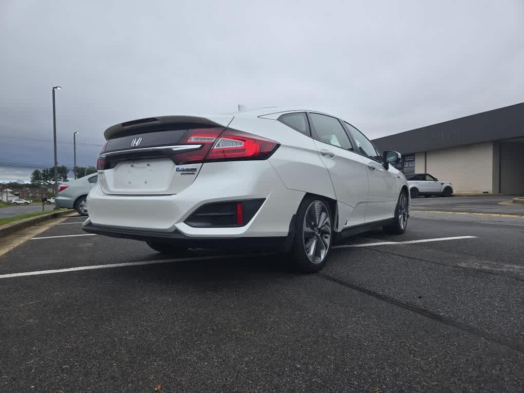 used 2018 Honda Clarity Plug-In Hybrid car, priced at $19,885