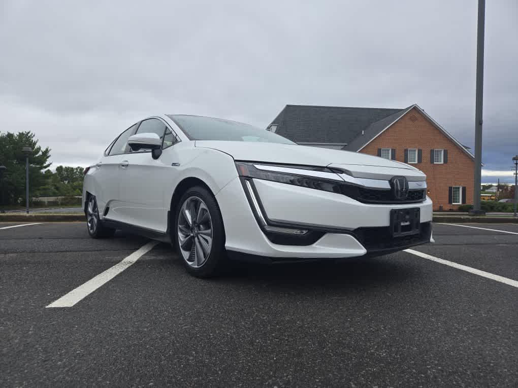 used 2018 Honda Clarity Plug-In Hybrid car, priced at $19,885
