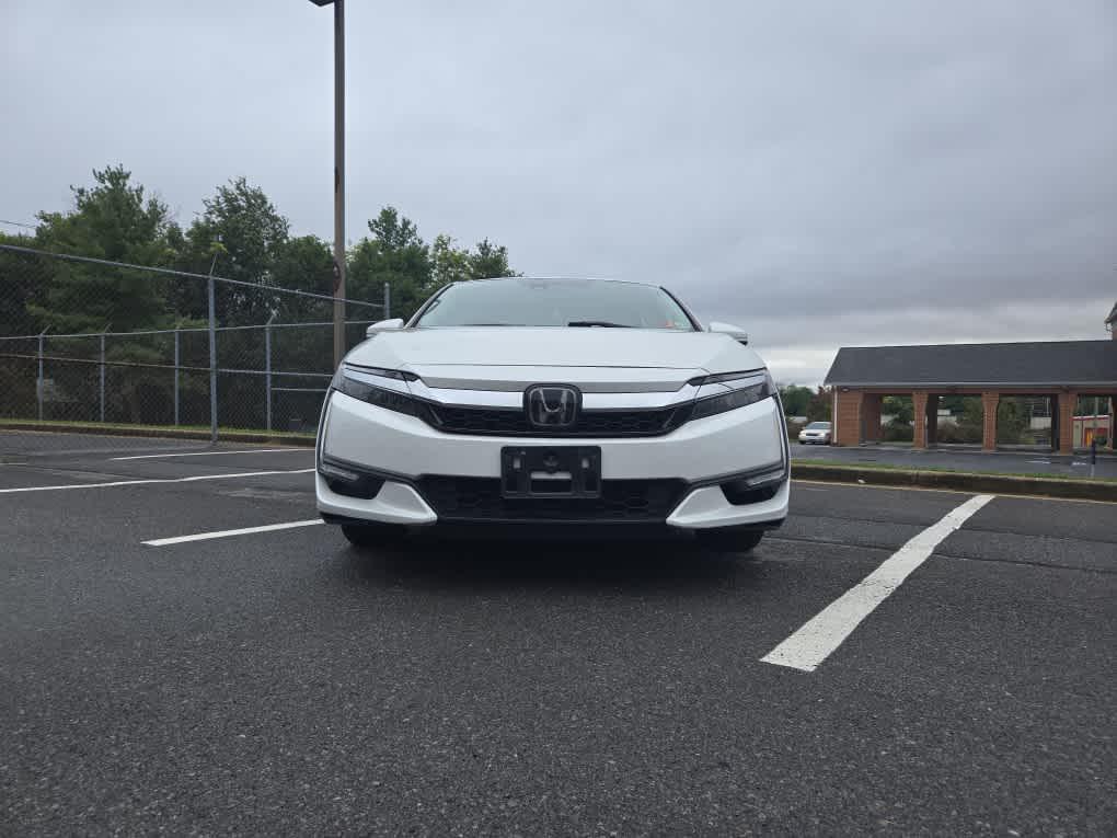 used 2018 Honda Clarity Plug-In Hybrid car, priced at $19,885