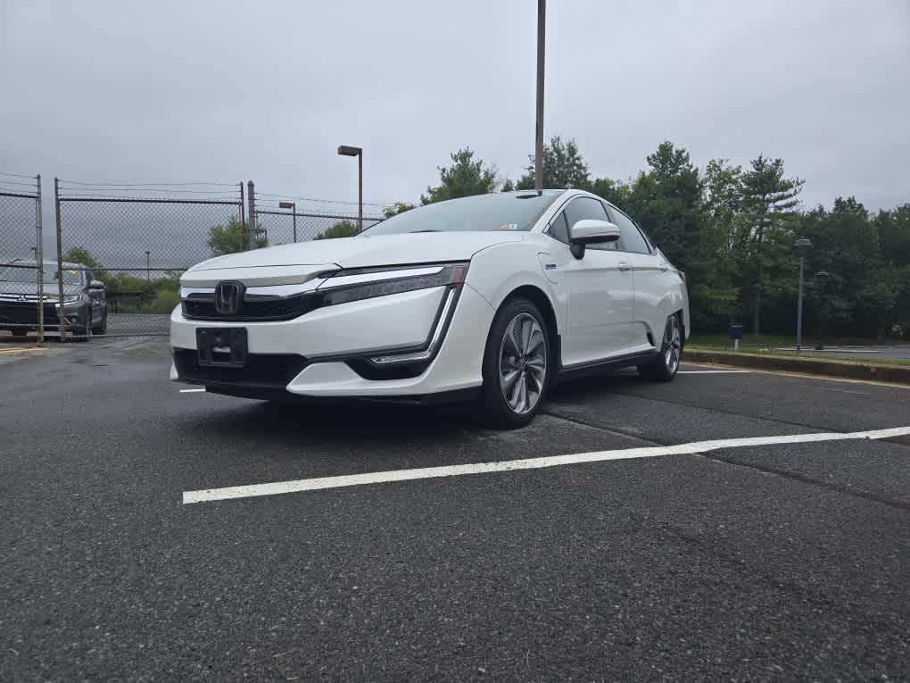 used 2018 Honda Clarity Plug-In Hybrid car, priced at $19,885