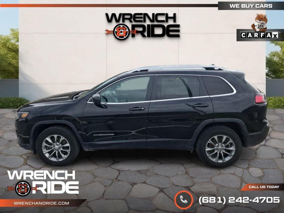 used 2019 Jeep Cherokee car, priced at $13,885