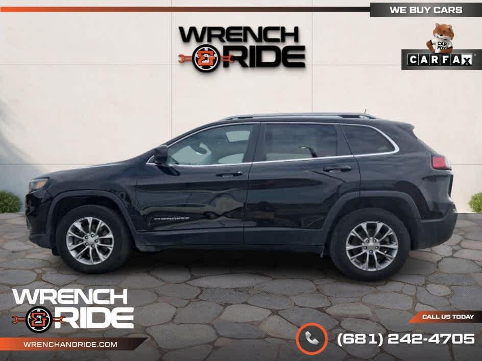 used 2019 Jeep Cherokee car, priced at $13,885