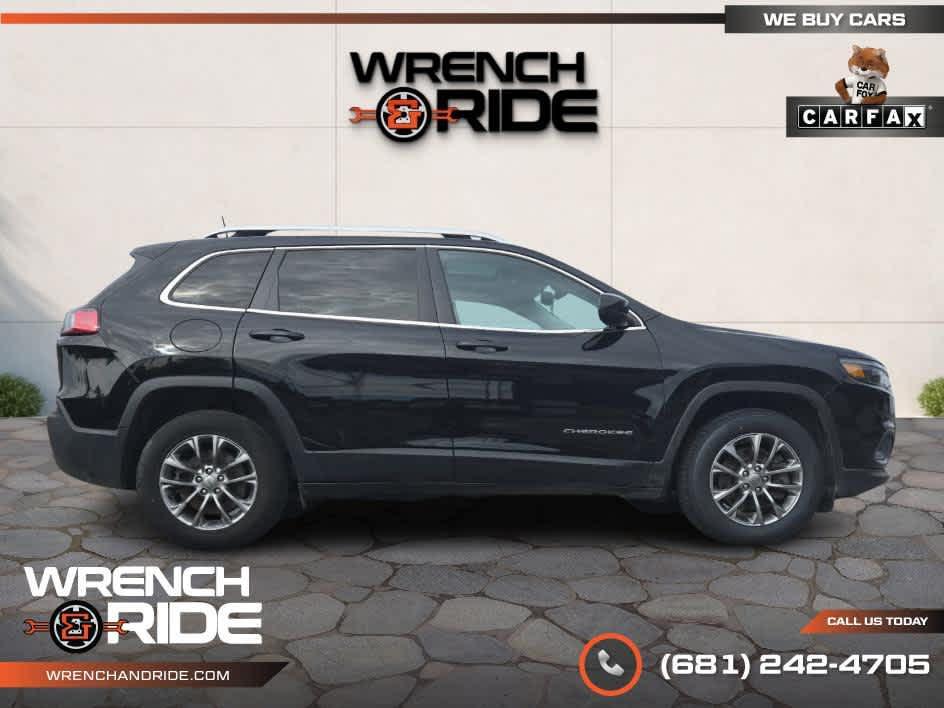 used 2019 Jeep Cherokee car, priced at $13,885