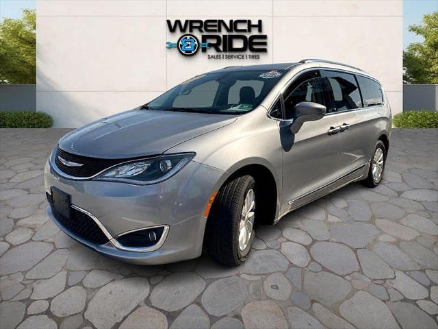 used 2018 Chrysler Pacifica car, priced at $16,565