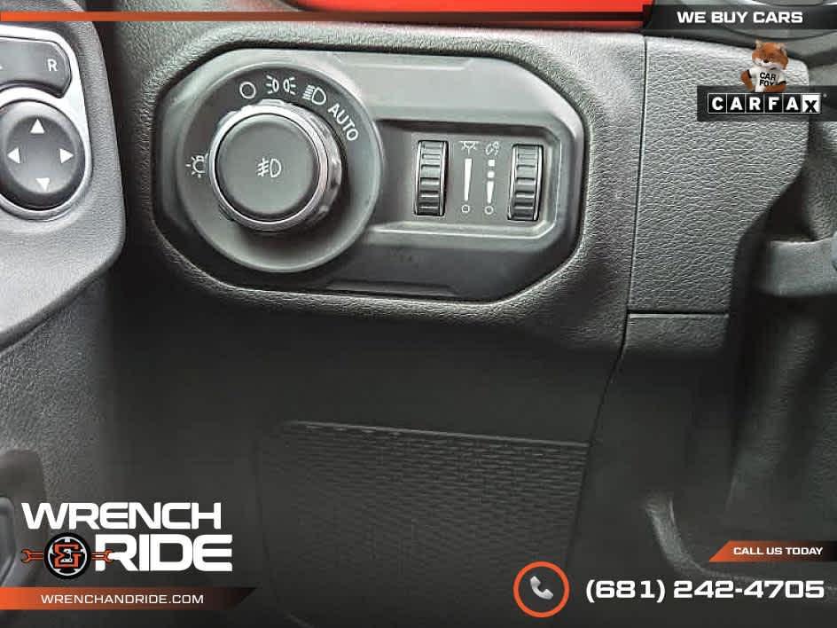 used 2019 Jeep Wrangler Unlimited car, priced at $28,685