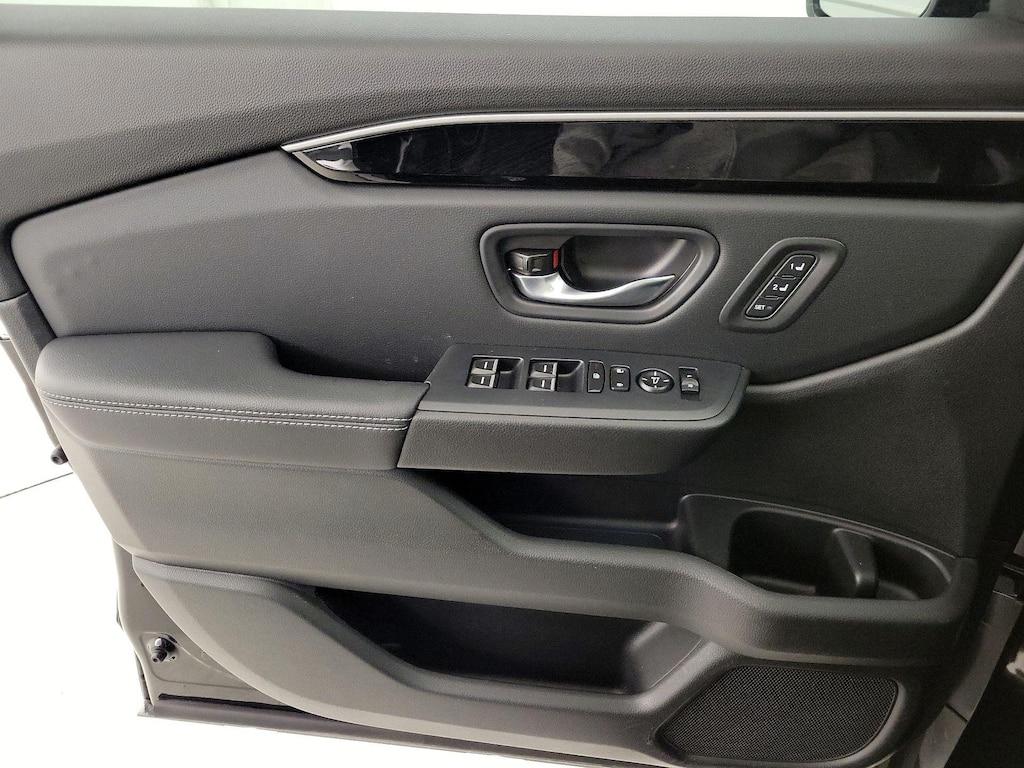 used 2023 Honda Pilot car, priced at $42,998