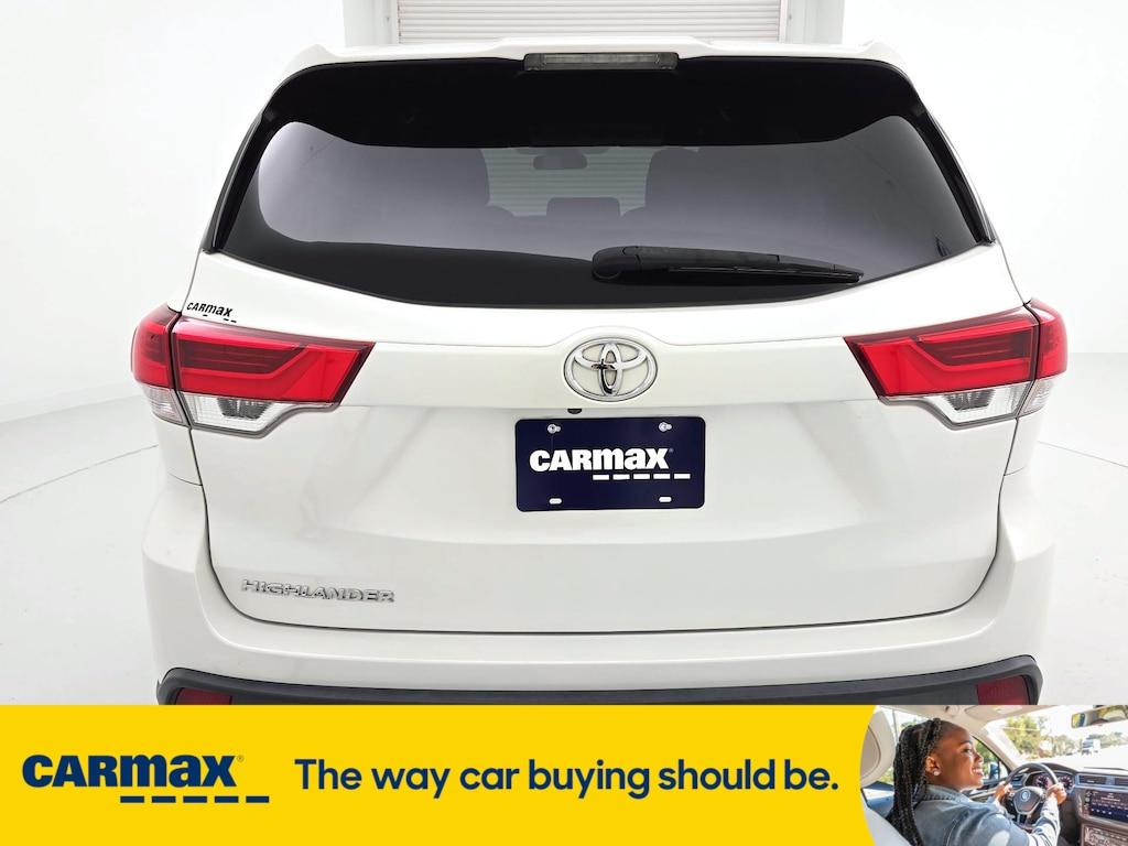 used 2019 Toyota Highlander car, priced at $22,998