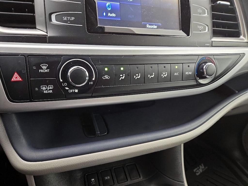 used 2019 Toyota Highlander car, priced at $22,998