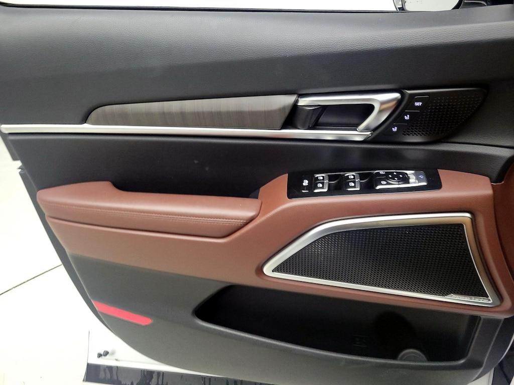 used 2023 Kia Telluride car, priced at $43,998