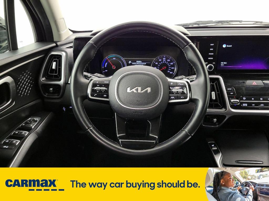 used 2022 Kia Sorento Hybrid car, priced at $26,998