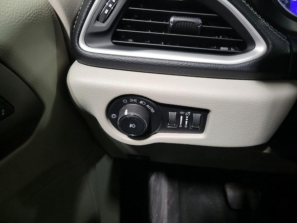 used 2023 Chrysler Pacifica Hybrid car, priced at $27,998