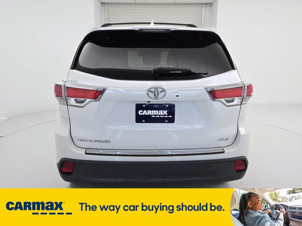 used 2016 Toyota Highlander car, priced at $24,998