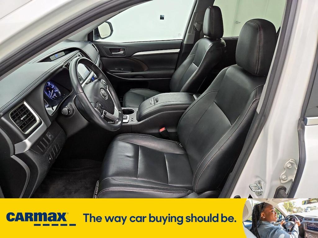 used 2016 Toyota Highlander car, priced at $24,998