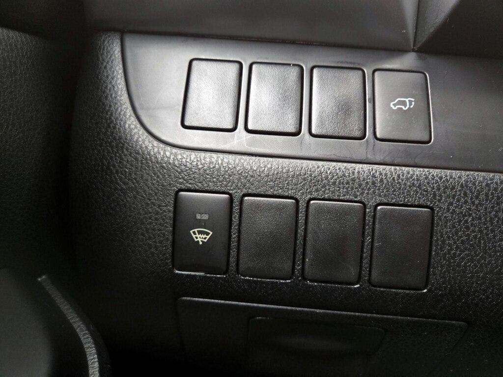 used 2016 Toyota Highlander car, priced at $24,998