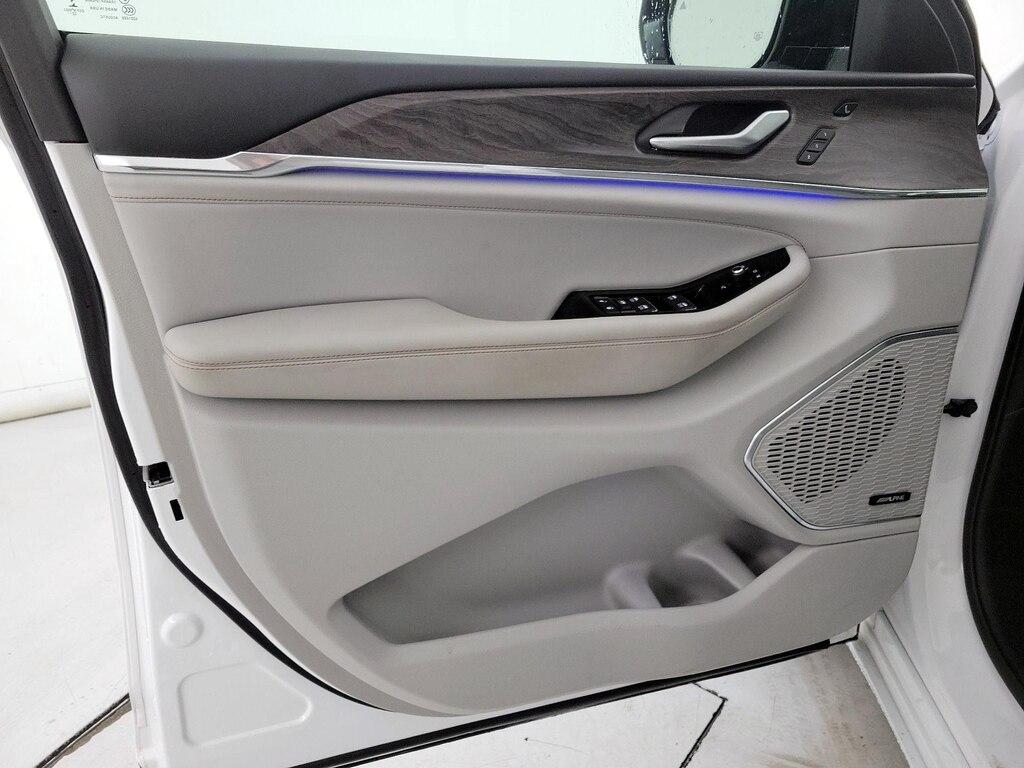 used 2023 Jeep Grand Cherokee car, priced at $39,998