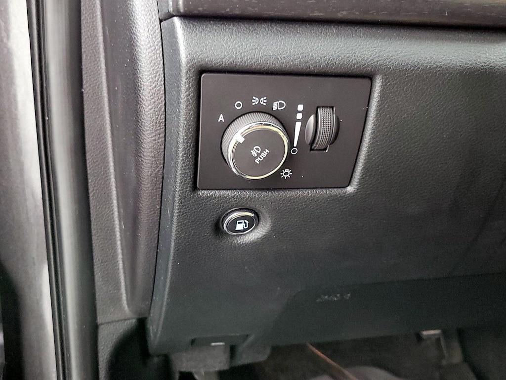 used 2015 Jeep Grand Cherokee car, priced at $17,998